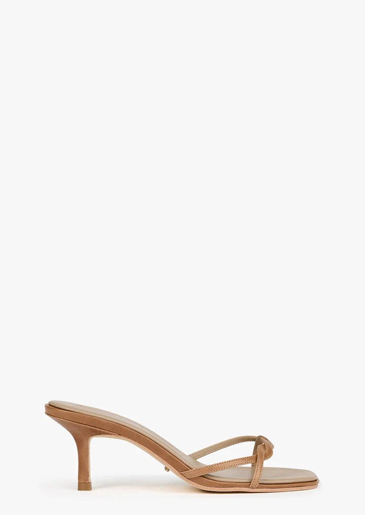 Amelia Tan Vintage