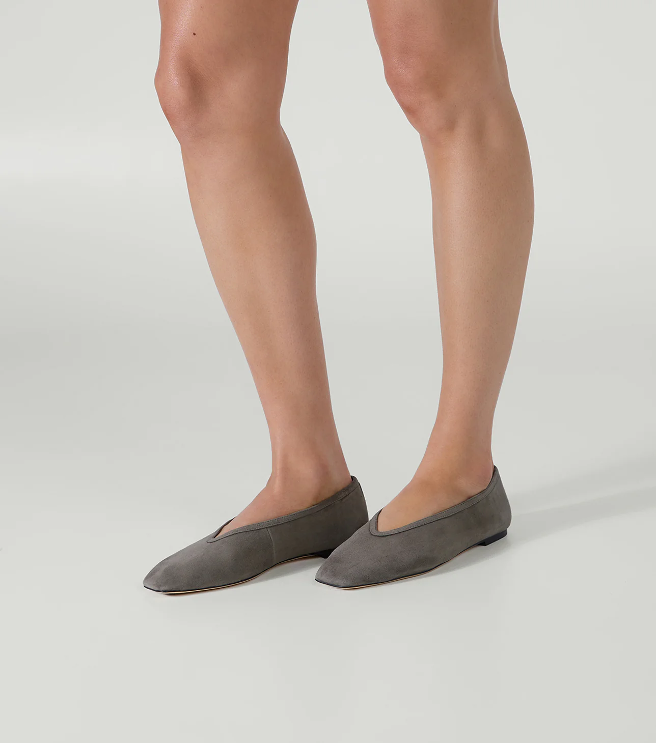 Bianca Cemento Suede - Image 5