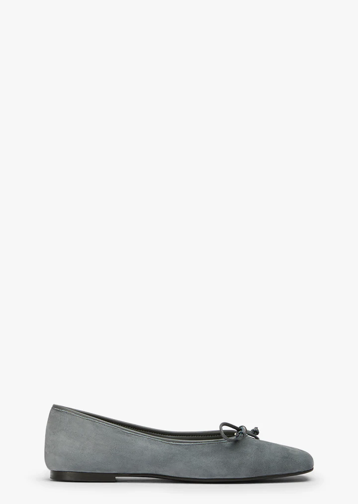 Cappi Steel Suede