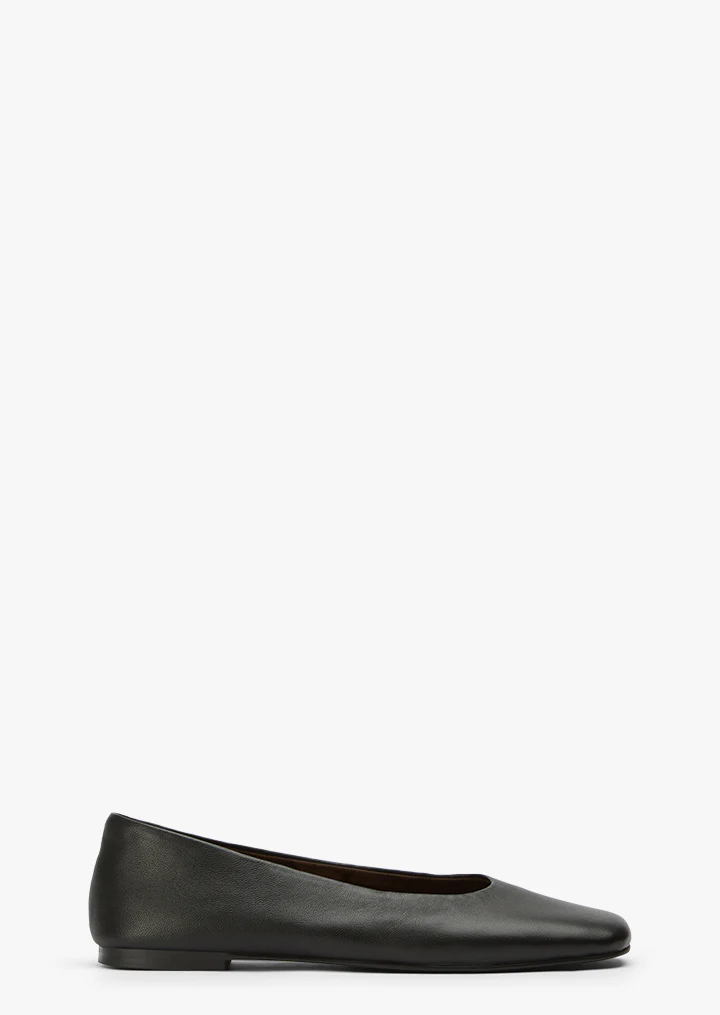 Celeste Black Nappa