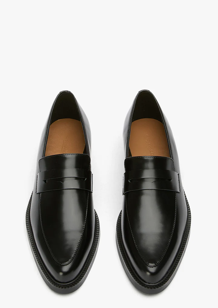 Delia Black Hi Shine - Image 3