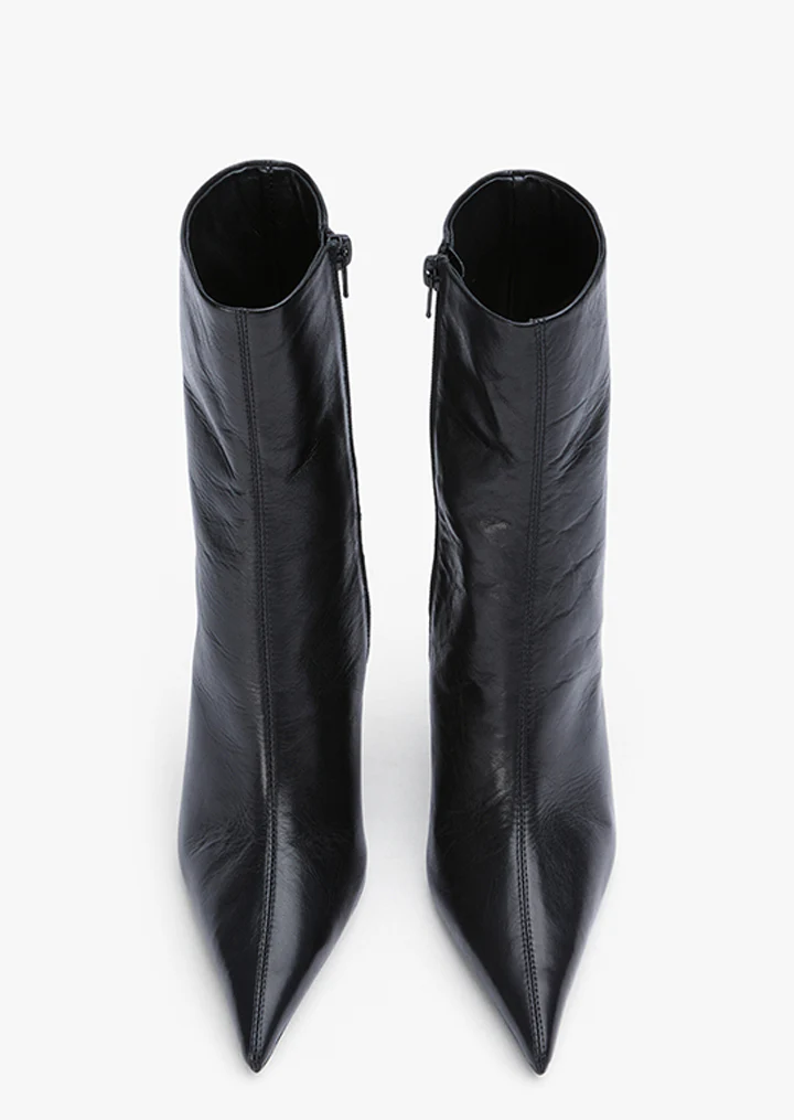 Iris Black Vintage - Image 3