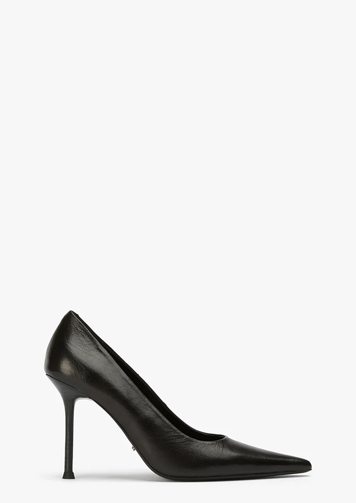 Niki Black Vintage