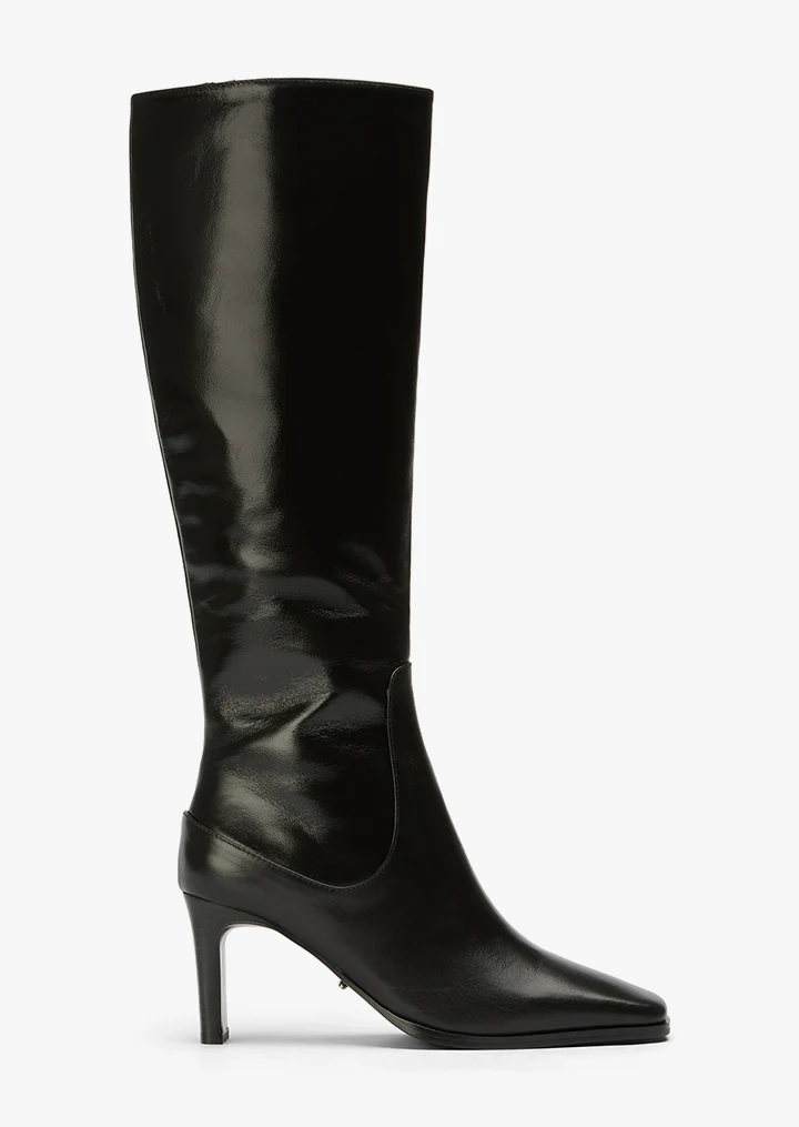 Rinetta Black Valencia
