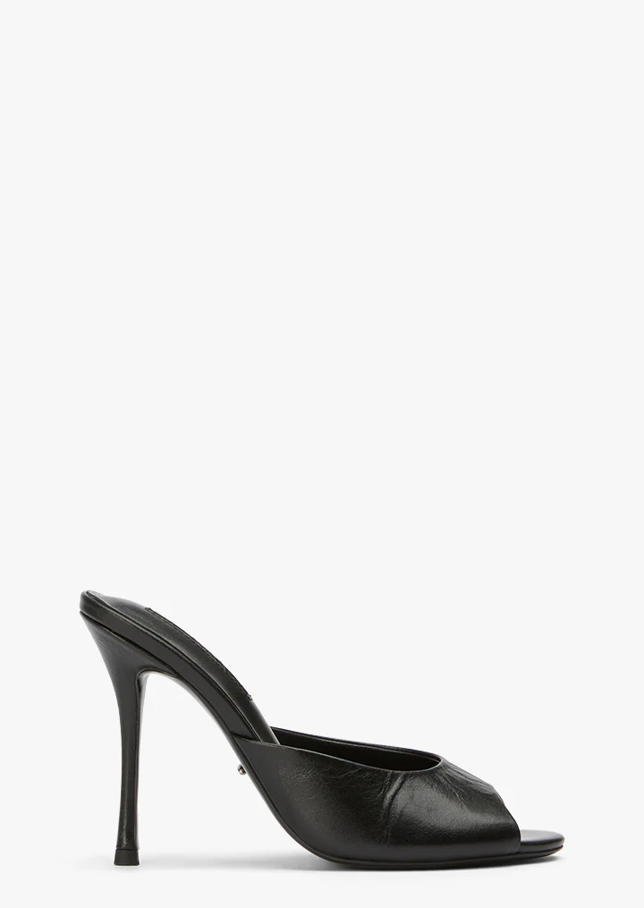 Sandra Black Vintage